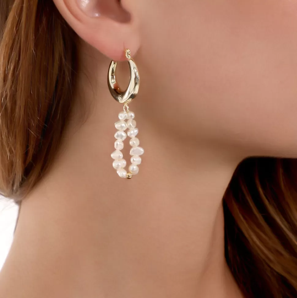 Aretes Folli Follie para Mujer: Aros Dorados con Detalle de Perla - Colección Adicción a las Cadenas