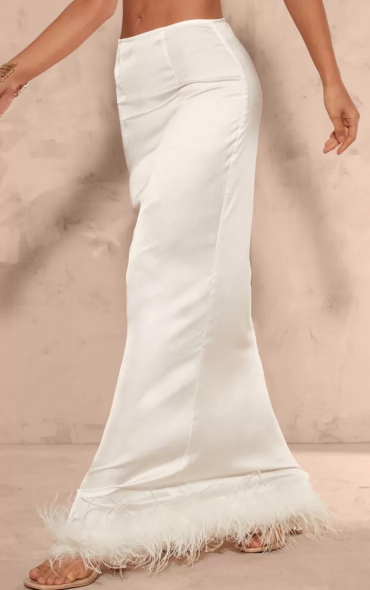 PrettyLittleThing  Feather Trim Satin Maxi Skirt< Honeymoon Outfits