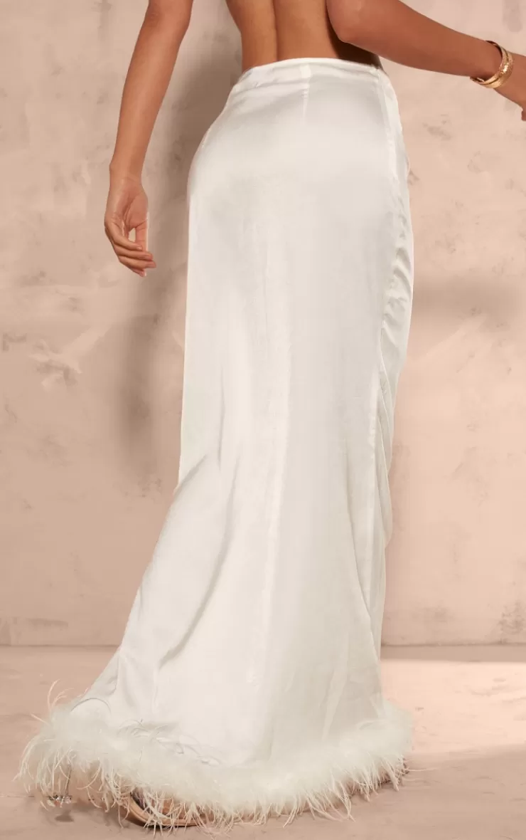 PrettyLittleThing  Feather Trim Satin Maxi Skirt< Honeymoon Outfits