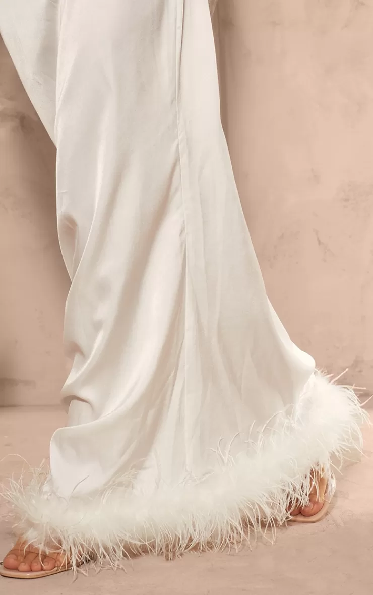 PrettyLittleThing  Feather Trim Satin Maxi Skirt< Honeymoon Outfits