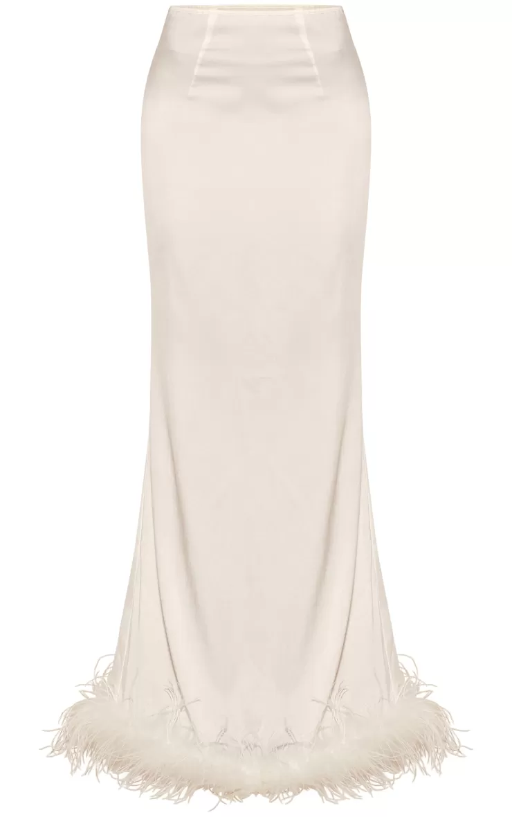 PrettyLittleThing  Feather Trim Satin Maxi Skirt< Honeymoon Outfits